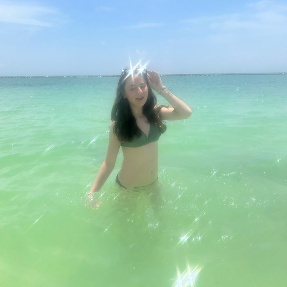 Meet your Posher, Ella - Picture 12 of 12